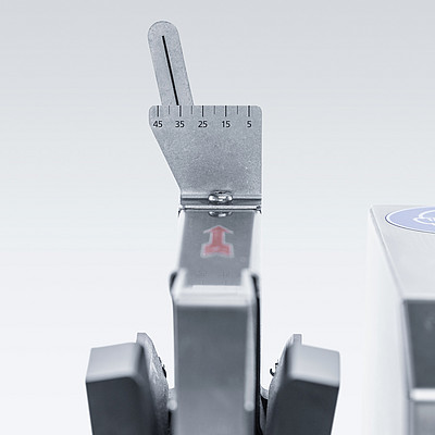 Variable angle adjustment